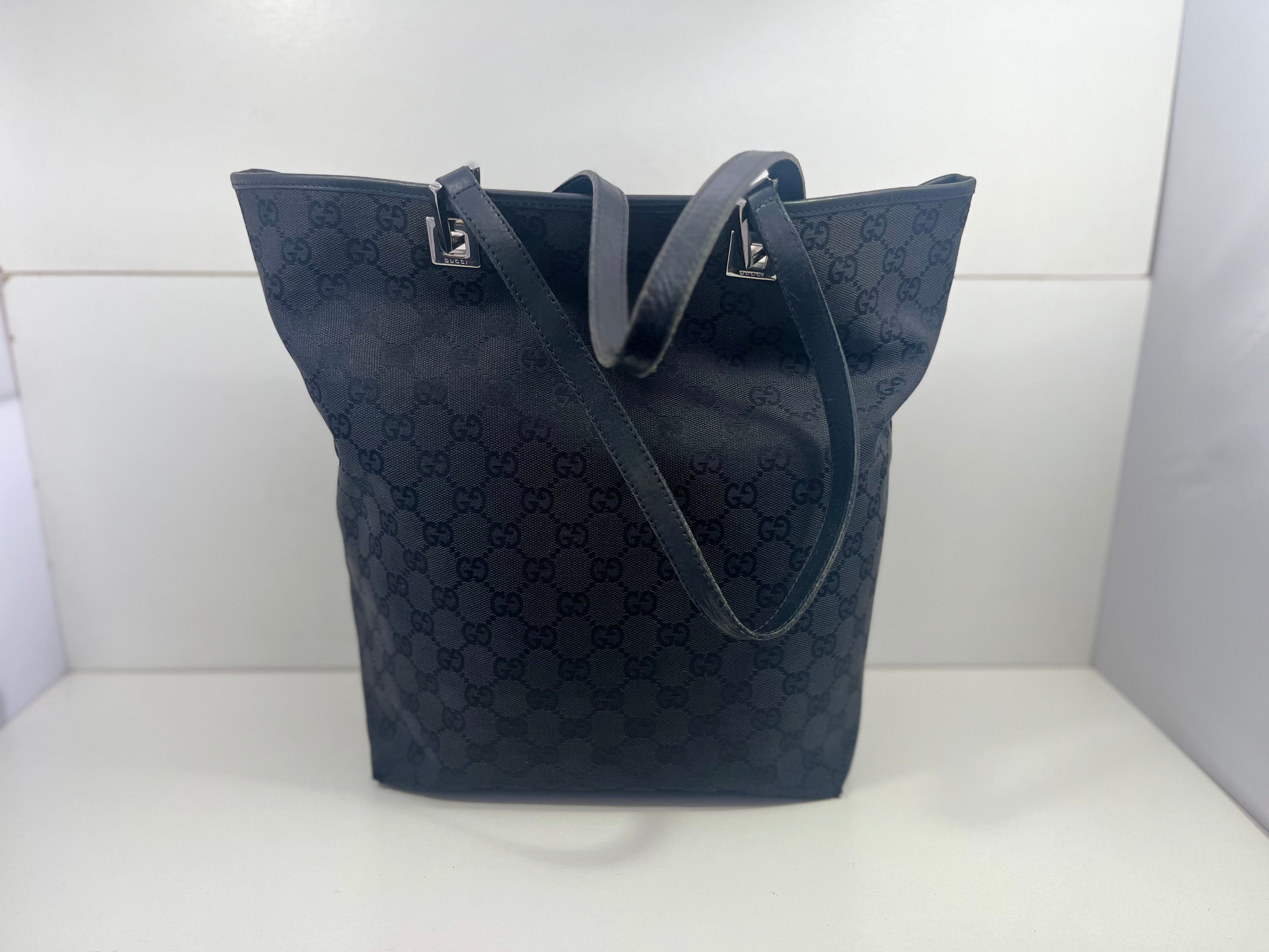 Gucci Sort Bucketbag