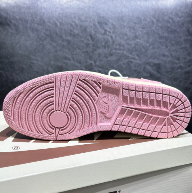 SAMC - NKE Shoes - 044