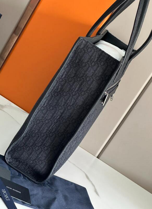 SAMCC - DOR Bags - 030