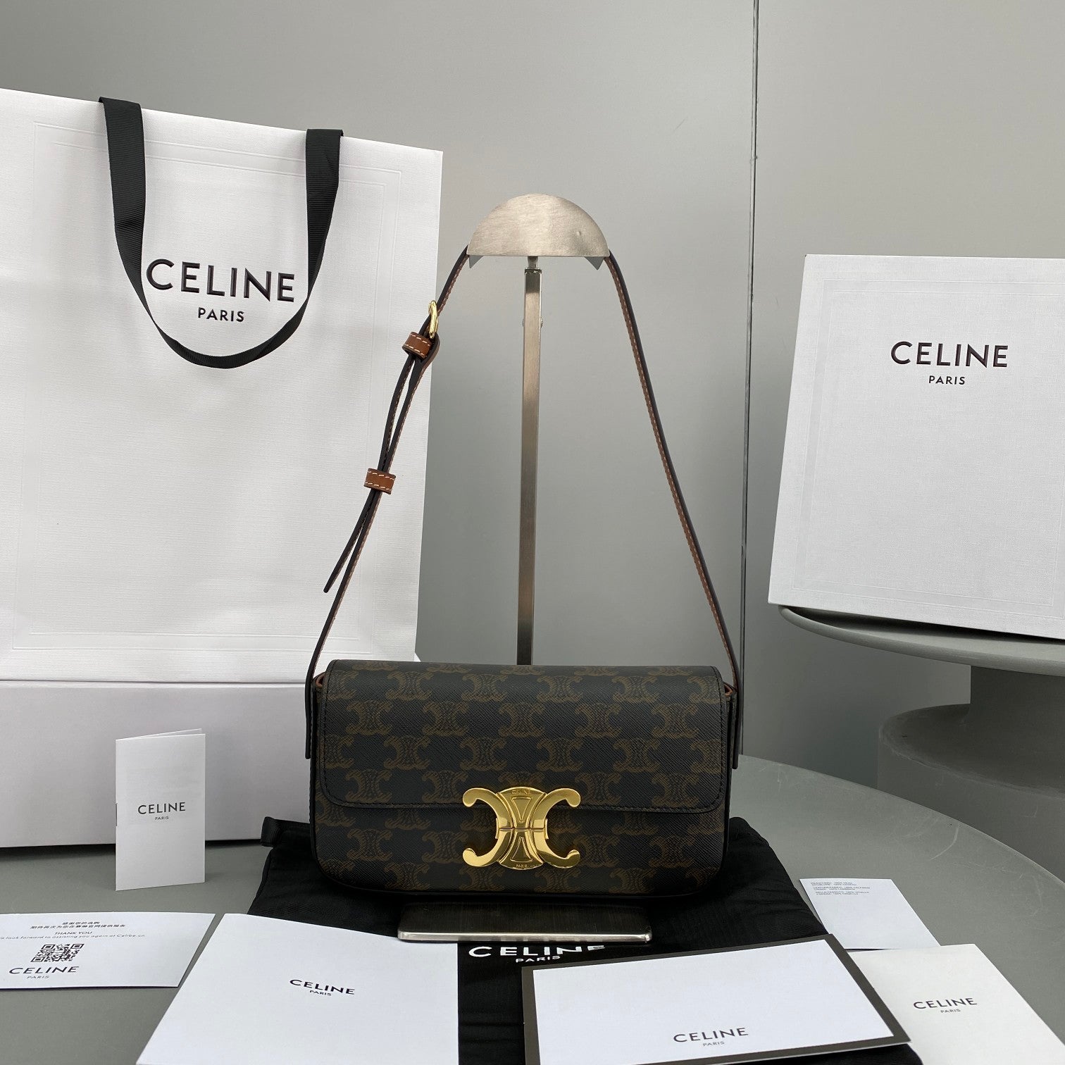 GLAMI Triomphe Shoulder Bag In Triomphe Canvas Tan For Women 8in/20cm 194142CUZ.04LU