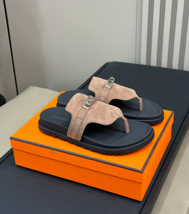SAMC - HMS Women Shoes - 688
