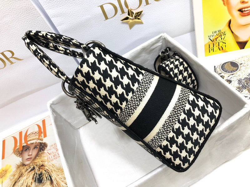 ELE - Dir Bags - 1639