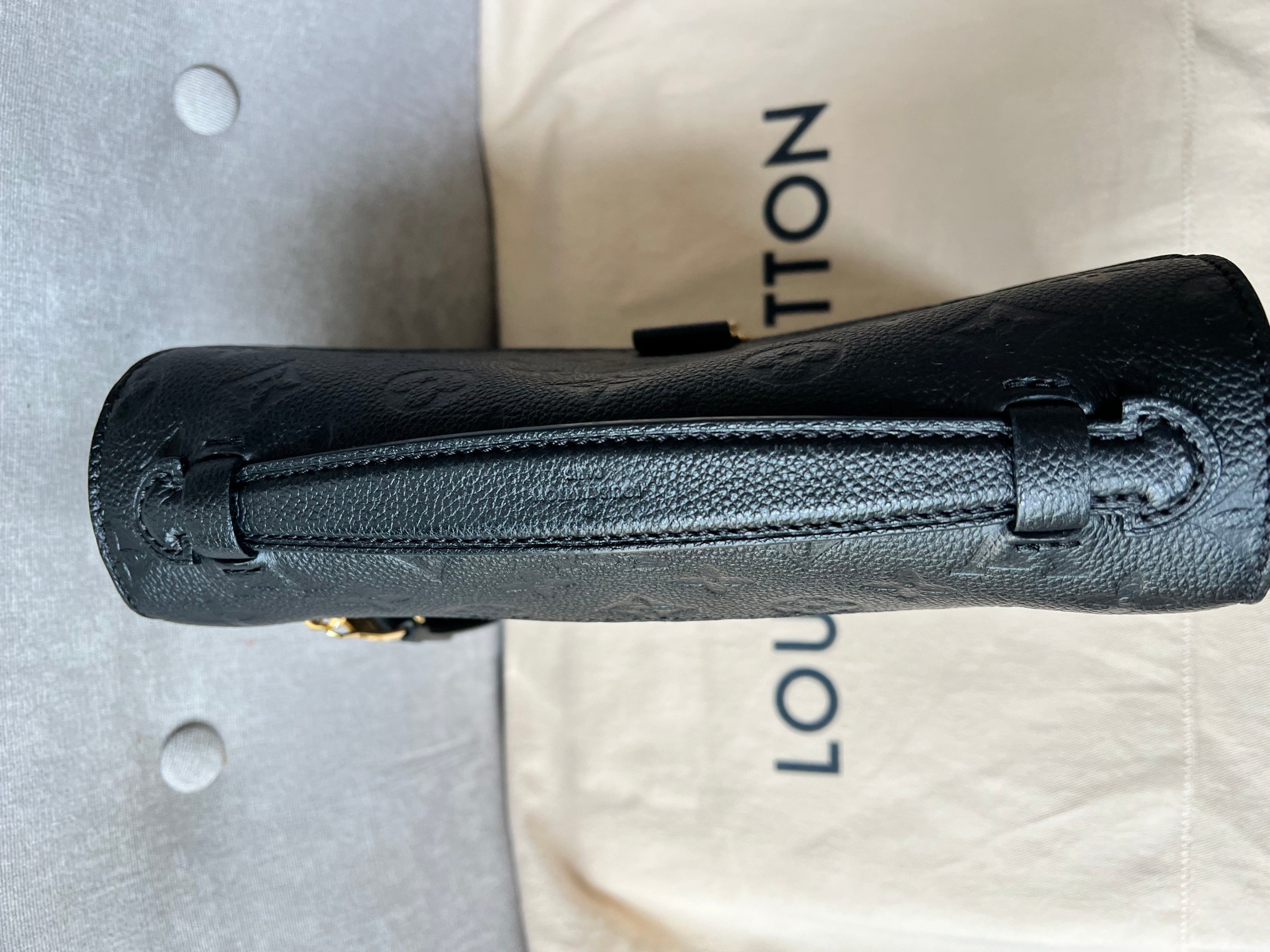 Louis Vuitton Pochette Metis Black Empreinte (RRP £2,110)