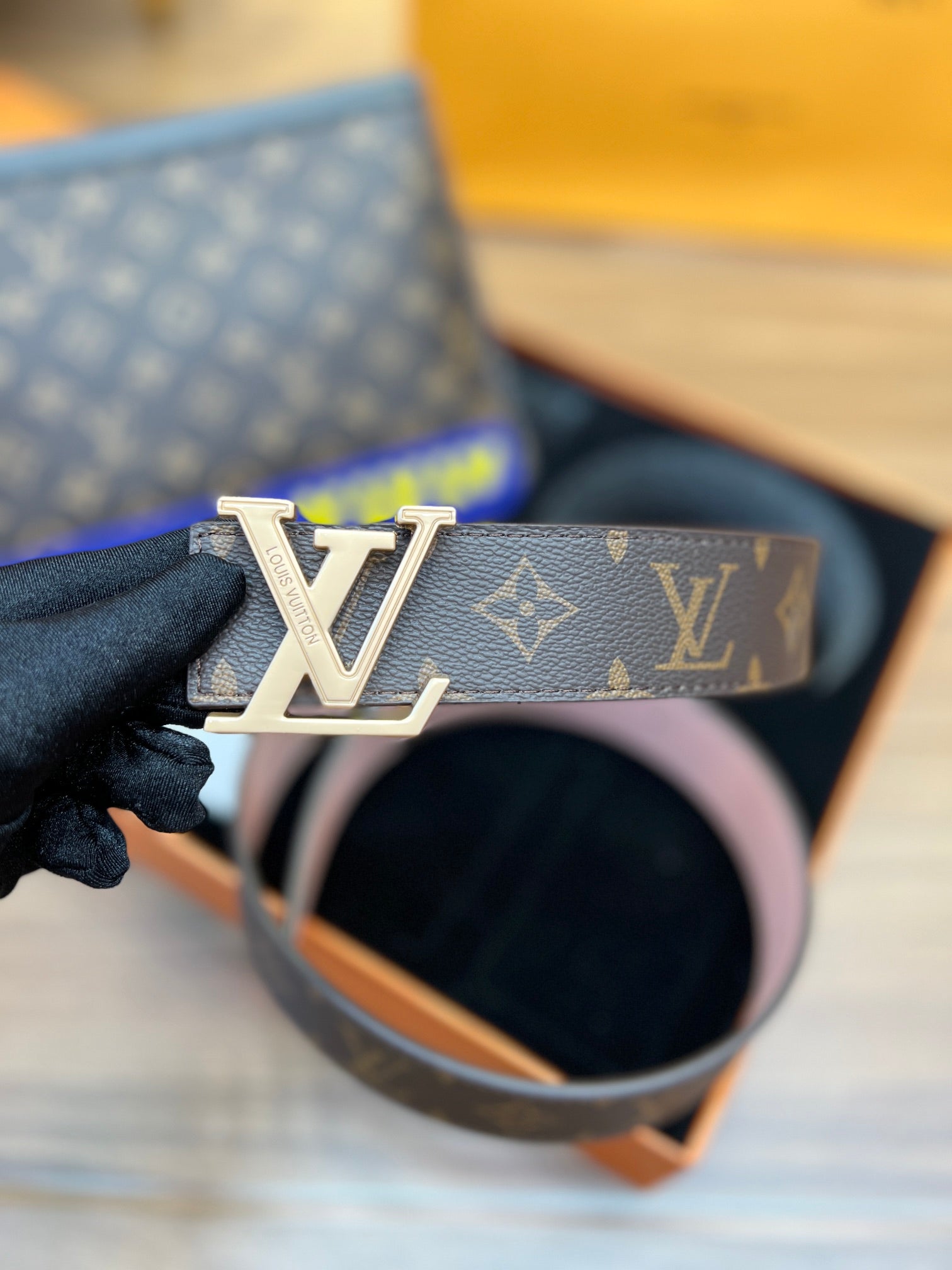 EN - New Lux Bags LUV 531