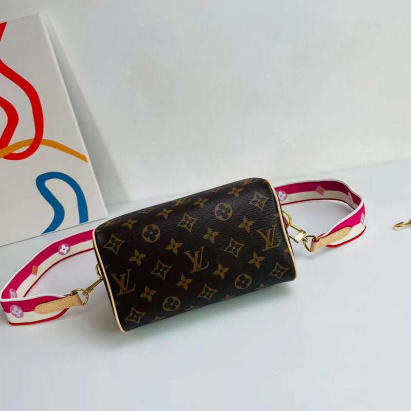 LOV2 Bags - Luxurious Bags  1111