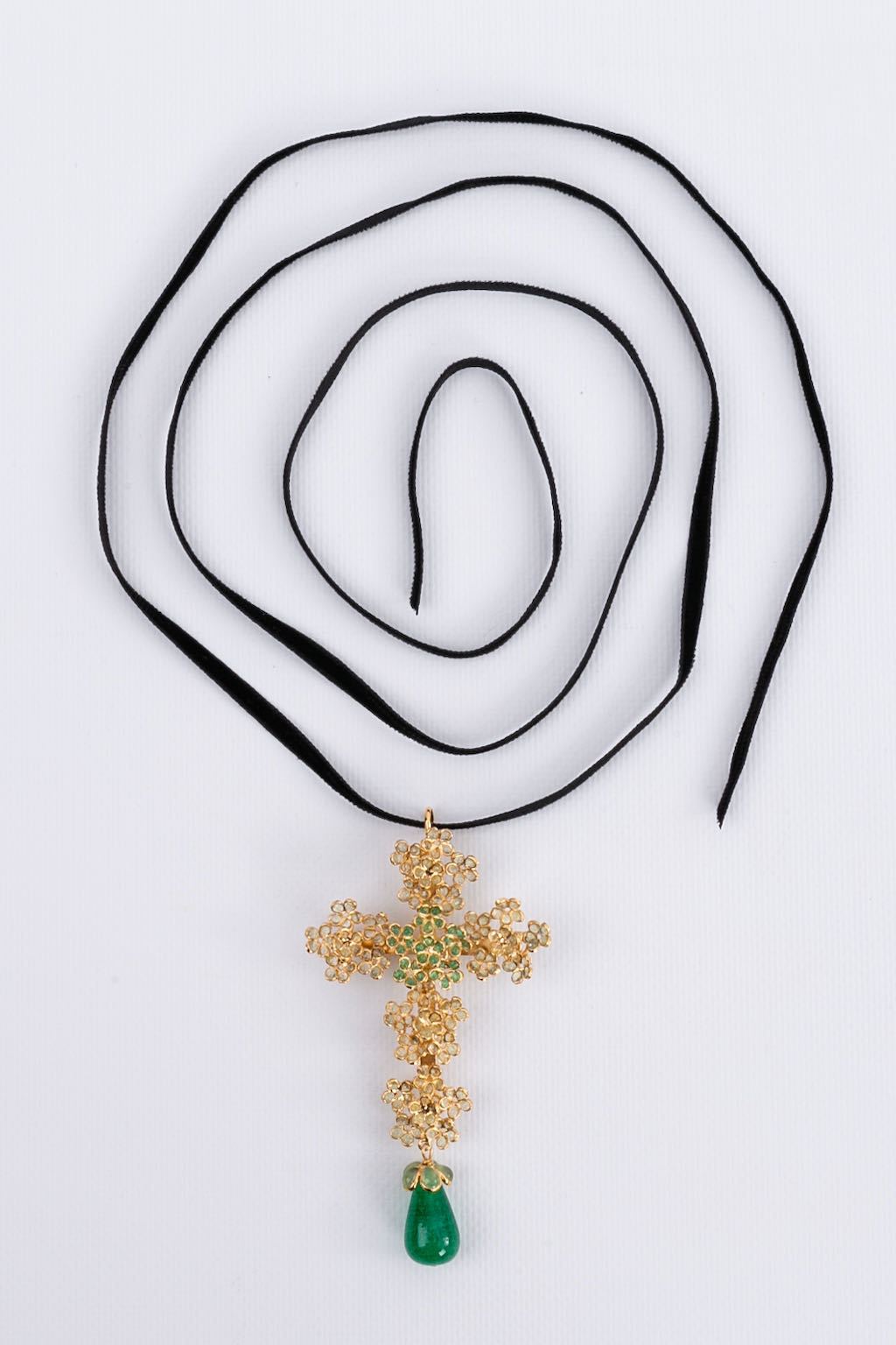 Collier croix Augustine