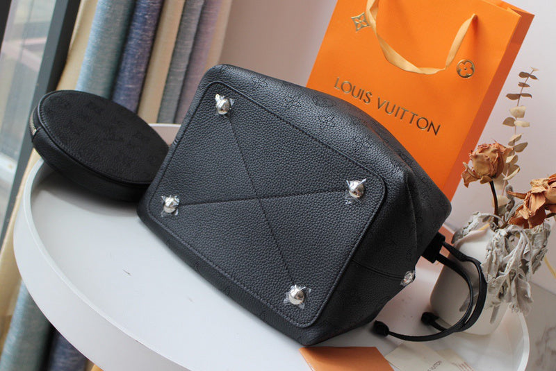 LOV2 Bags - Luxurious Bags  1710