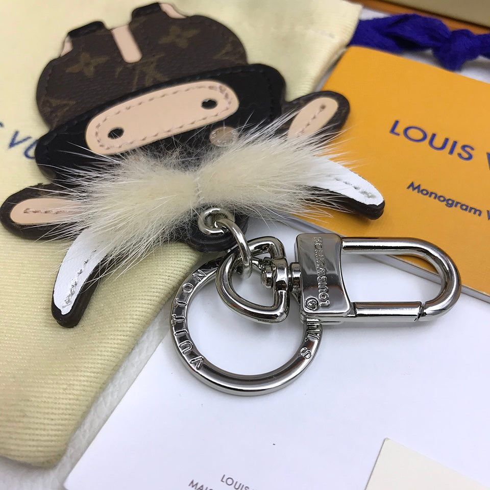 EN - Lux Keychains LUV 080