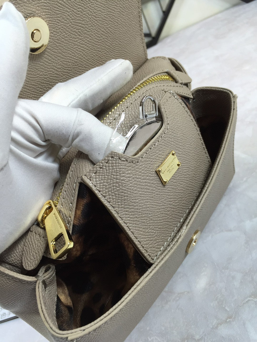 GLAMI MeGLAMIum Sicily Handbag In Dauphine Grey For Women 10.2in/26cm GLAMI GLAMI4347A100187195