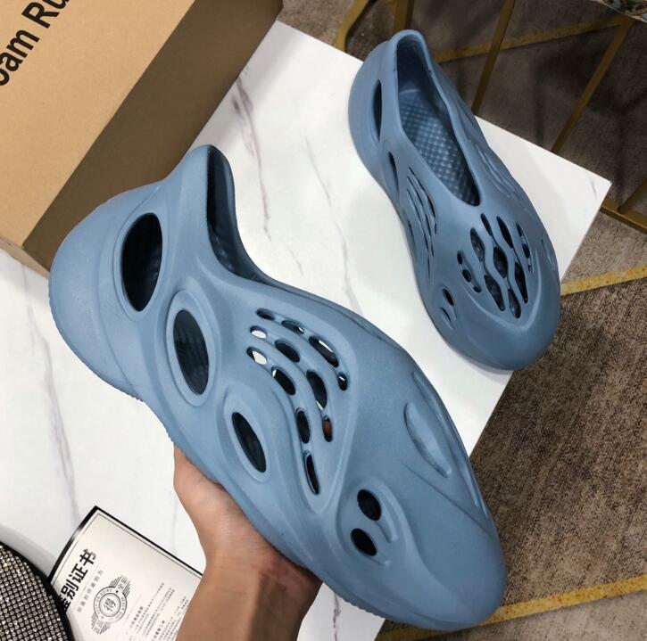 SAMC - YZO Sneakers - 239
