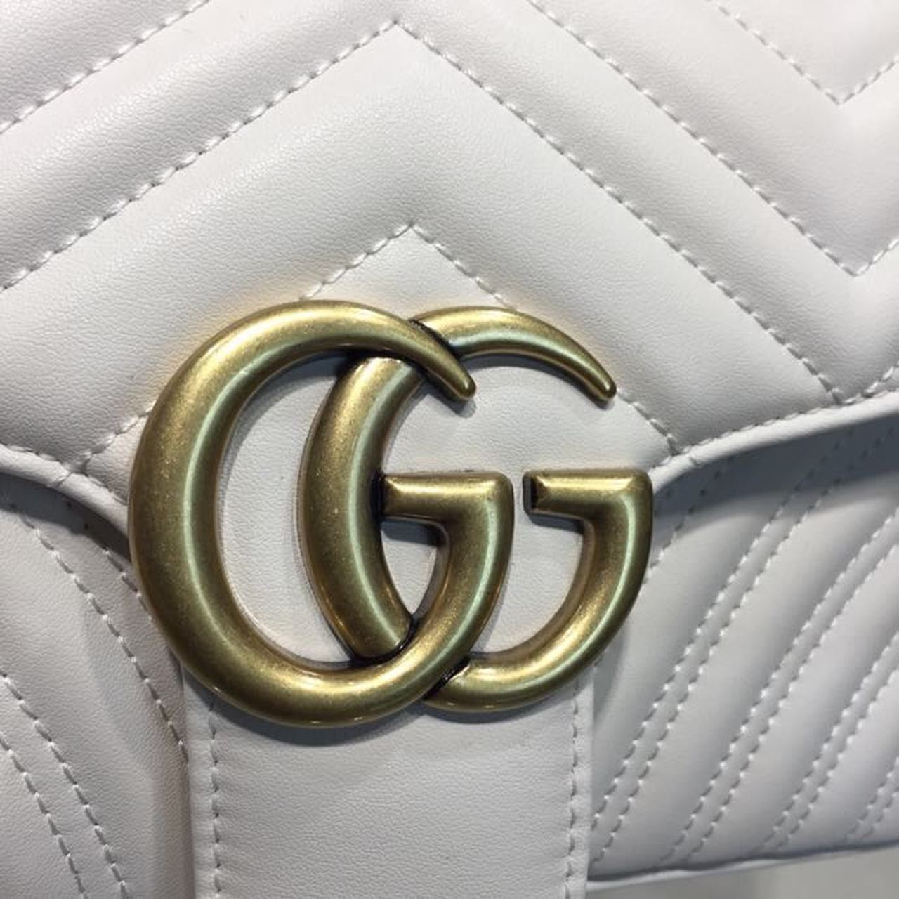 Glami Marmont Small MatelassÃƒÂ© Shoulder Bag White Chevron For Women 10in/25cm 443497 DTGLAMIT 9022
