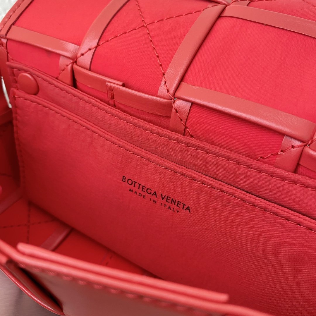 GLAMI Candy Cassette Red, For Women, WomenÃƒÂ¢Ã¢â€šÂ¬Ã¢â€žÂ¢s Bags 4.7in/12cm