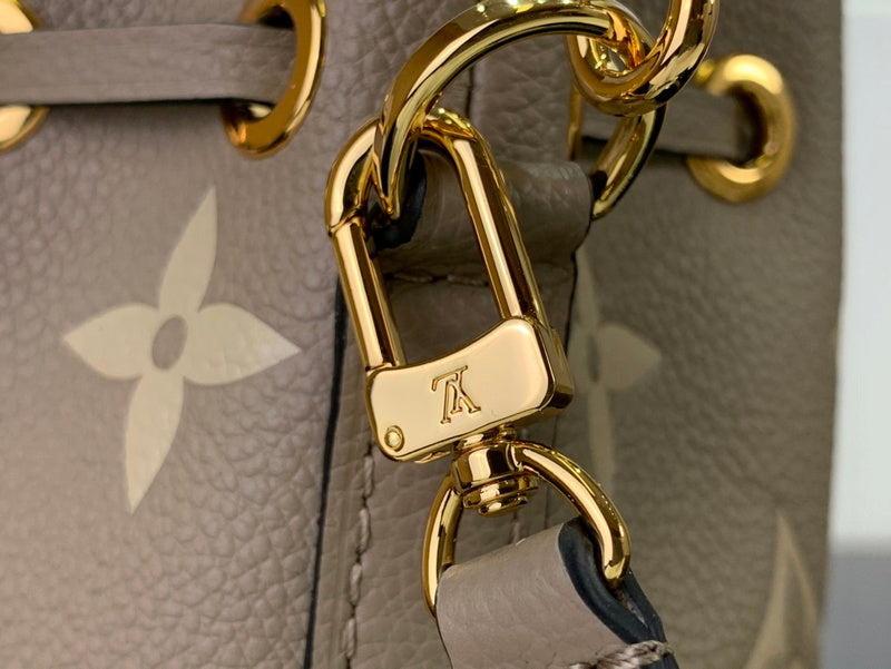 Fashion Lu-Vi bags - 2476