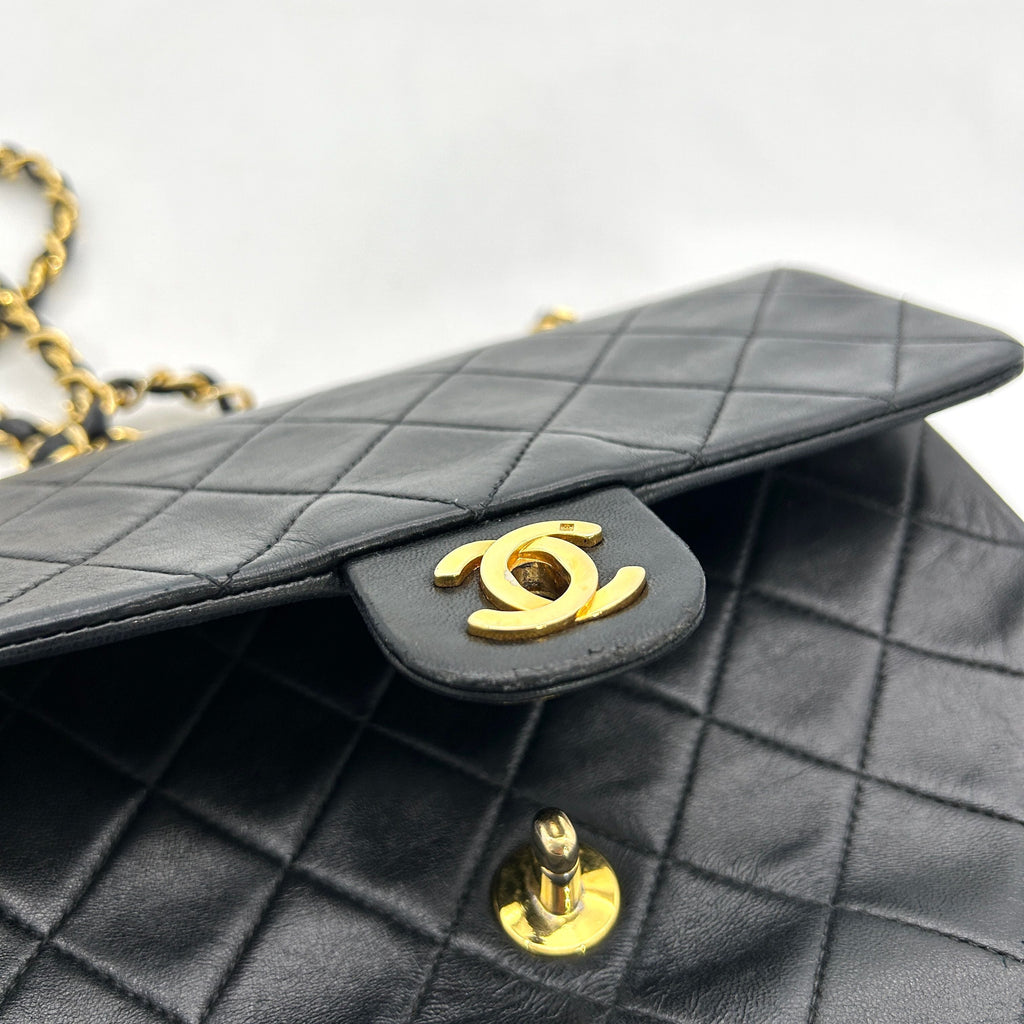 Pre-owned Chanel Classic Mini Square Flap Bag - Black Shoulder Bags, Handbags ch63346cc
