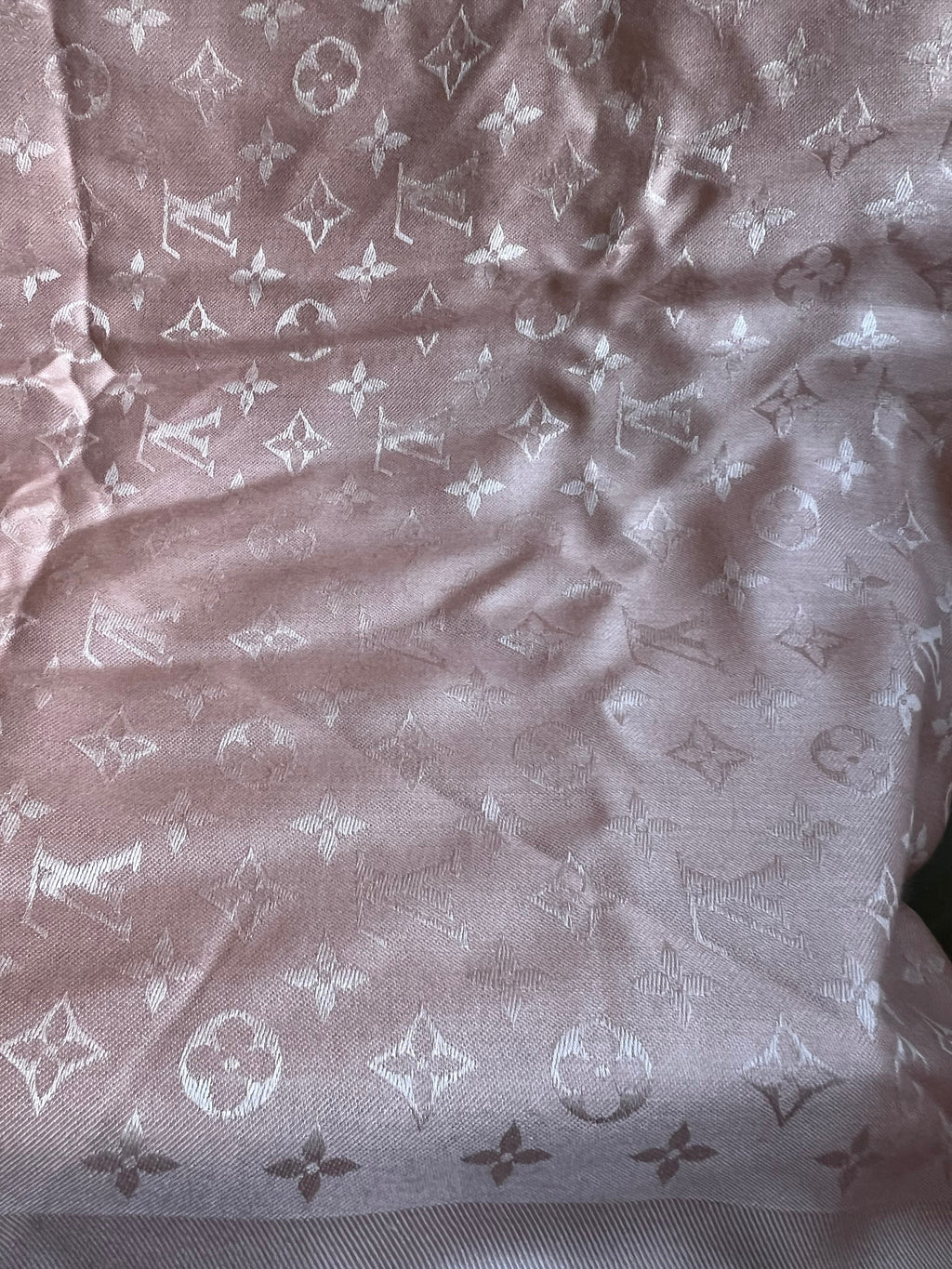 Louis Vuitton Pink Monogram Shawl (RRP £450)