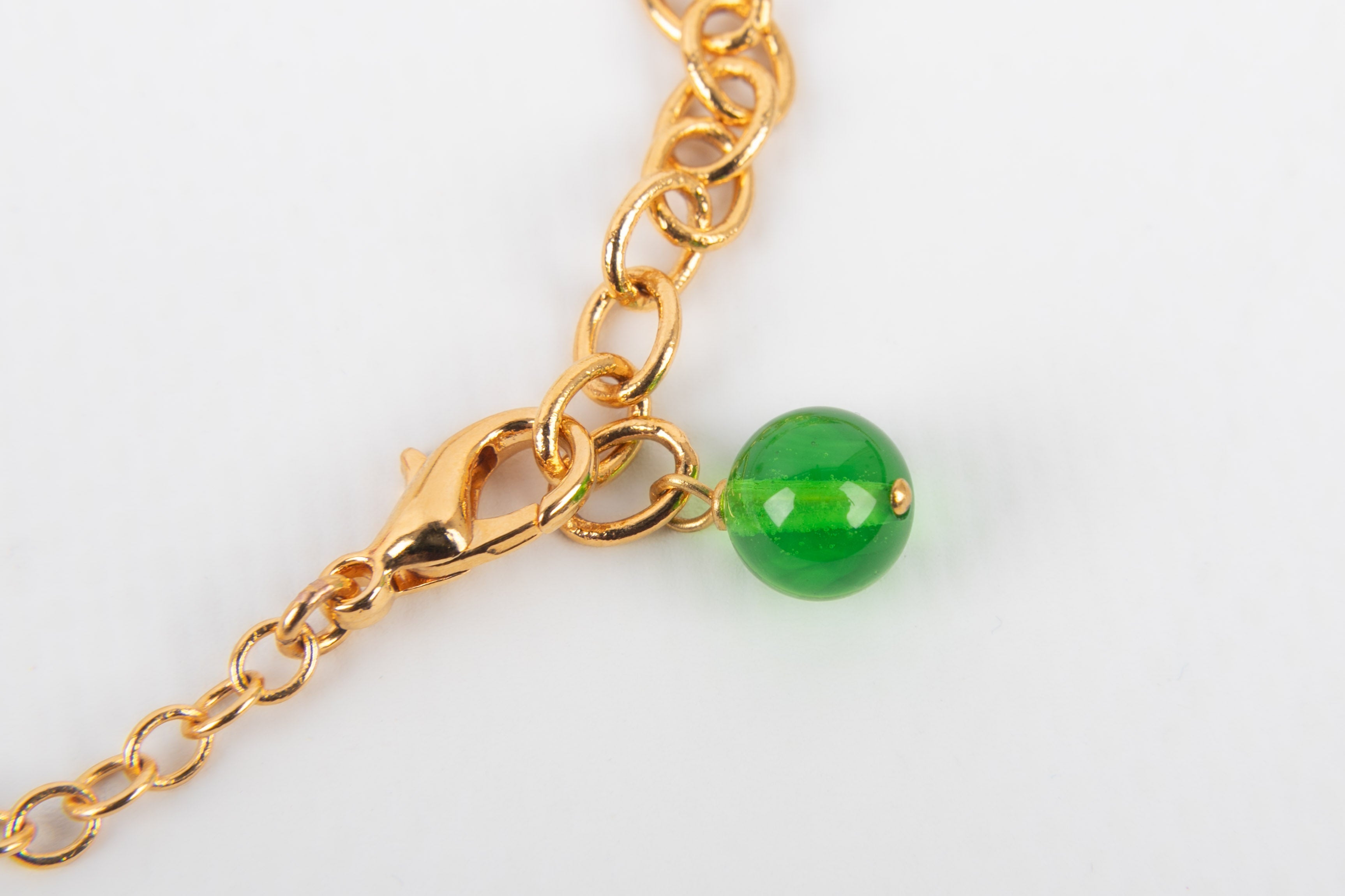 Collier Augustine