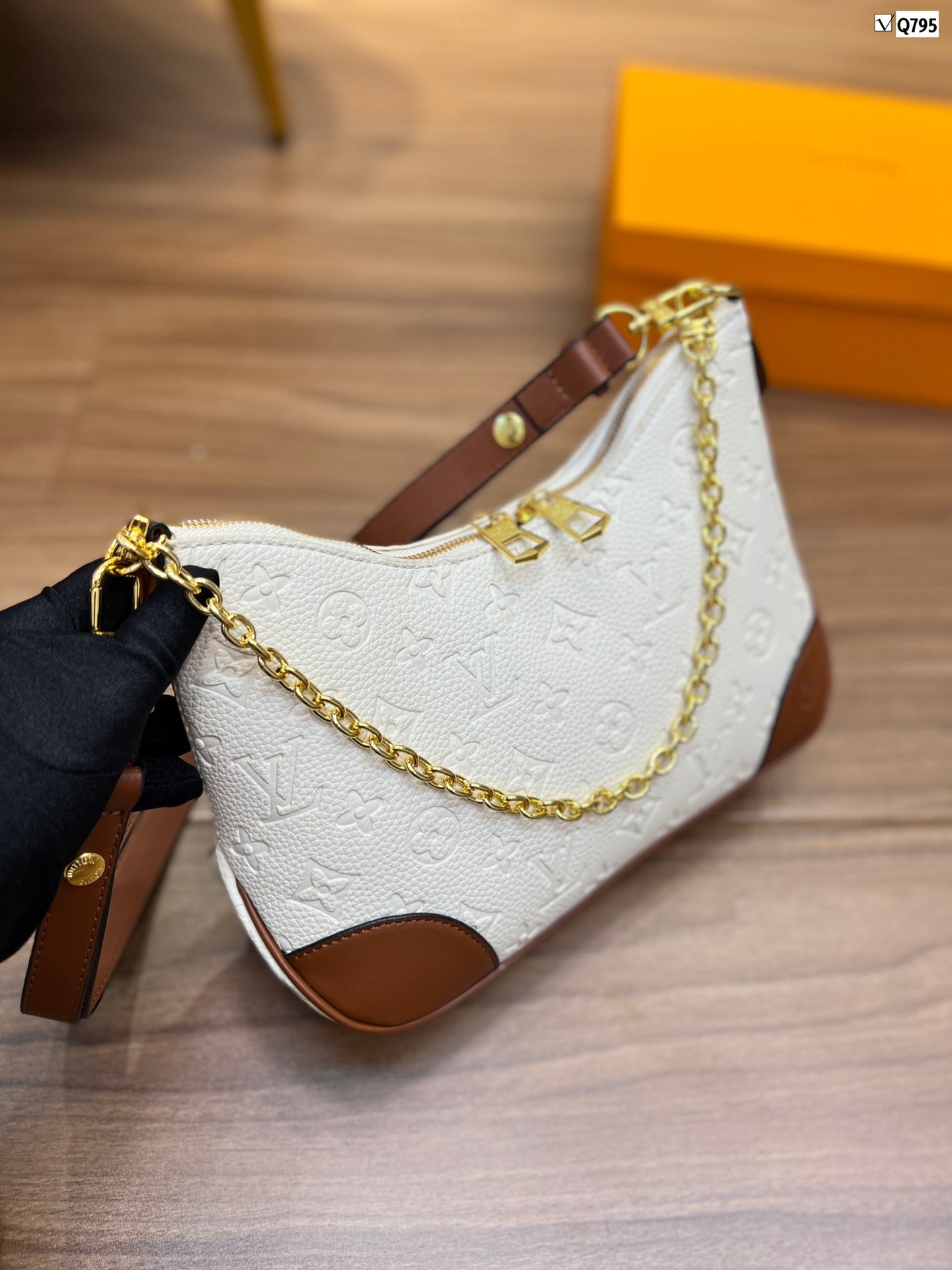 EN - New Lux Bags LUV 538
