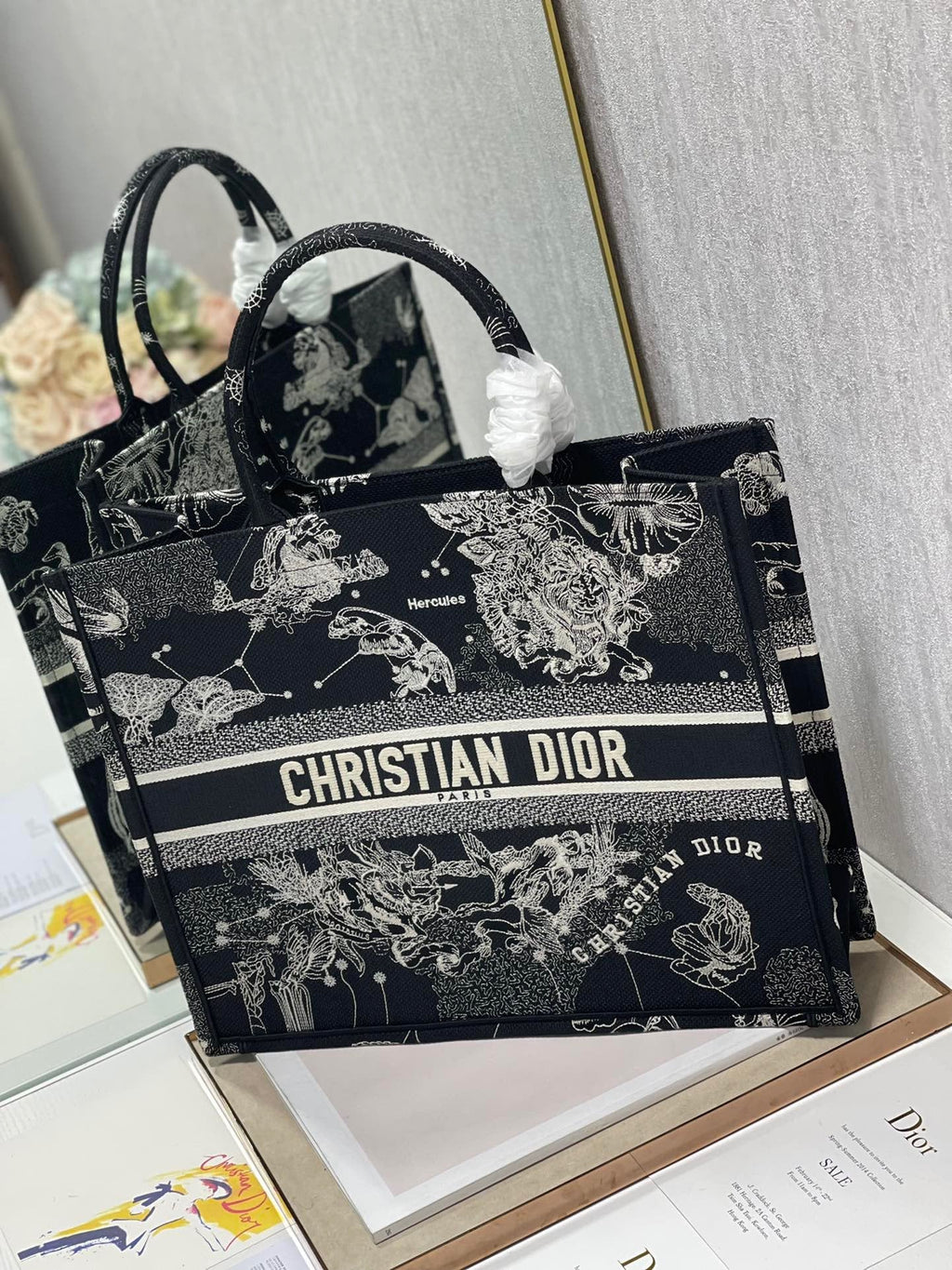 GLAMI Large Book Tote Black And White, For Women, WomenÃ¢â‚¬â„¢s Handbags 16.5in/42cm CD