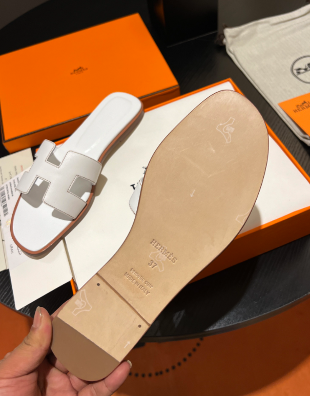 SAMC - HMS Women Shoes - 549