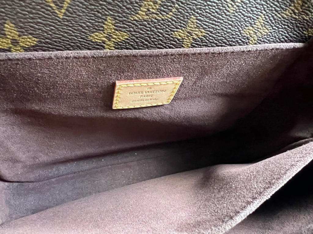 Louis Vuitton Pochette Metis Monogram (RRP £1,970)