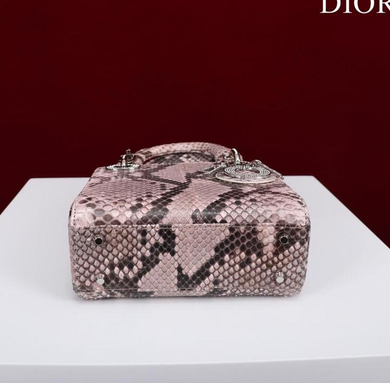 SAMCC - DOR Bags - 104