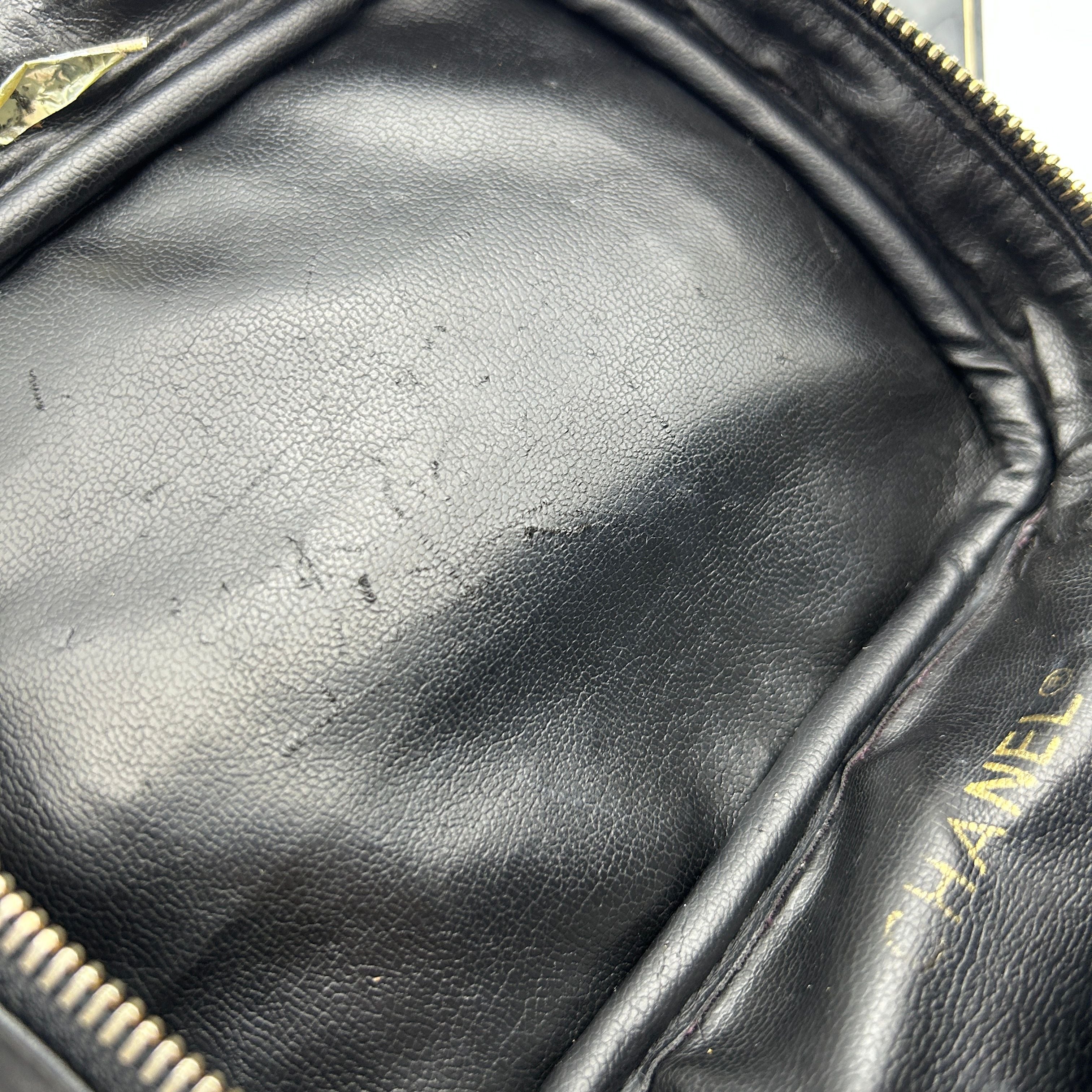 CHANEL Calfskin Cosmetic Van Bag Black ch7727ds