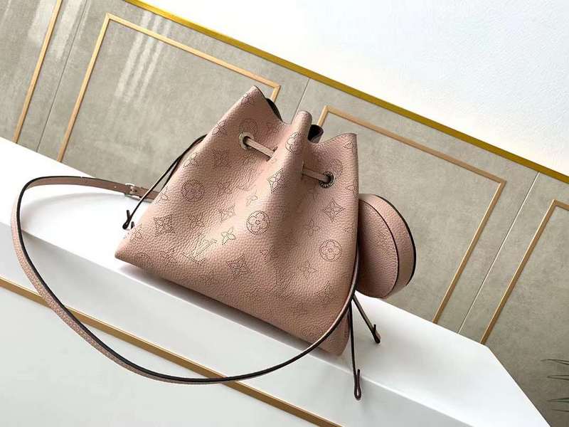 LOV2 Bags - Luxurious Bags  1133