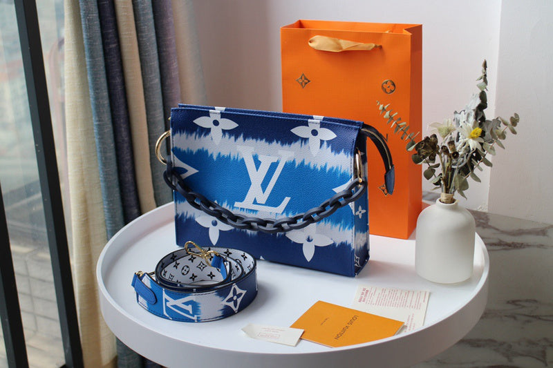 LOV2 Bags - Luxurious Bags  1609