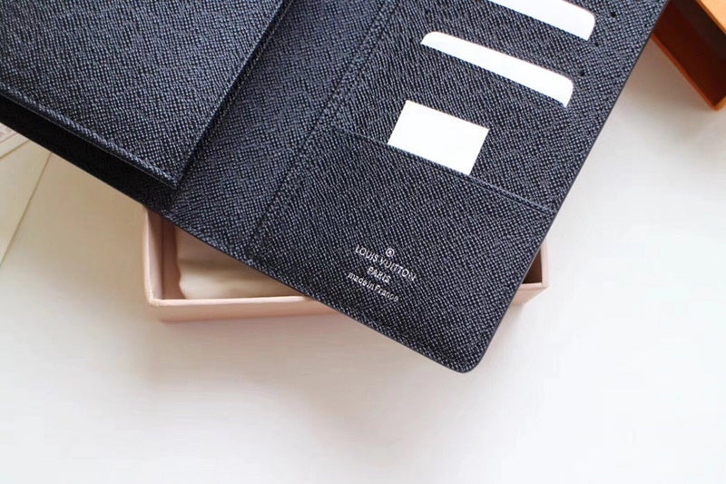 LOV2 Bags - Luxurious Bags  2402