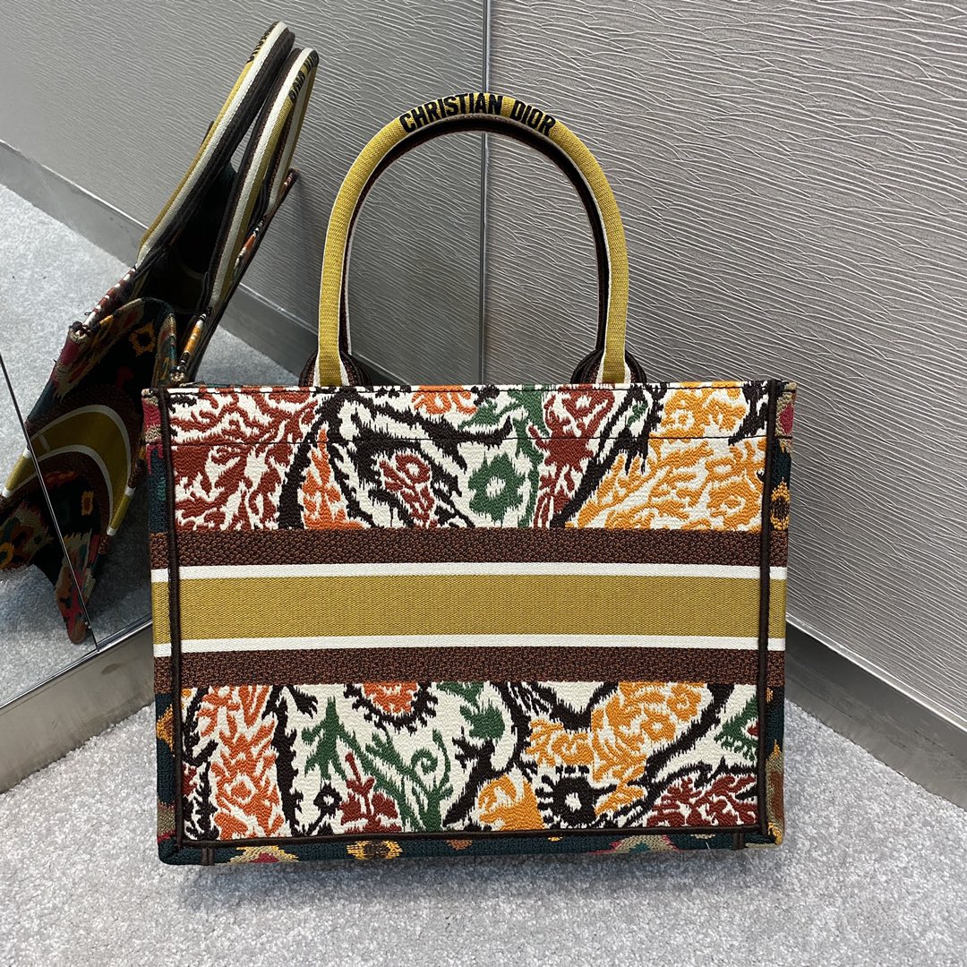 GLAMI MeGLAMIum Book Tote Multicolor For Women 14in/36cm CD