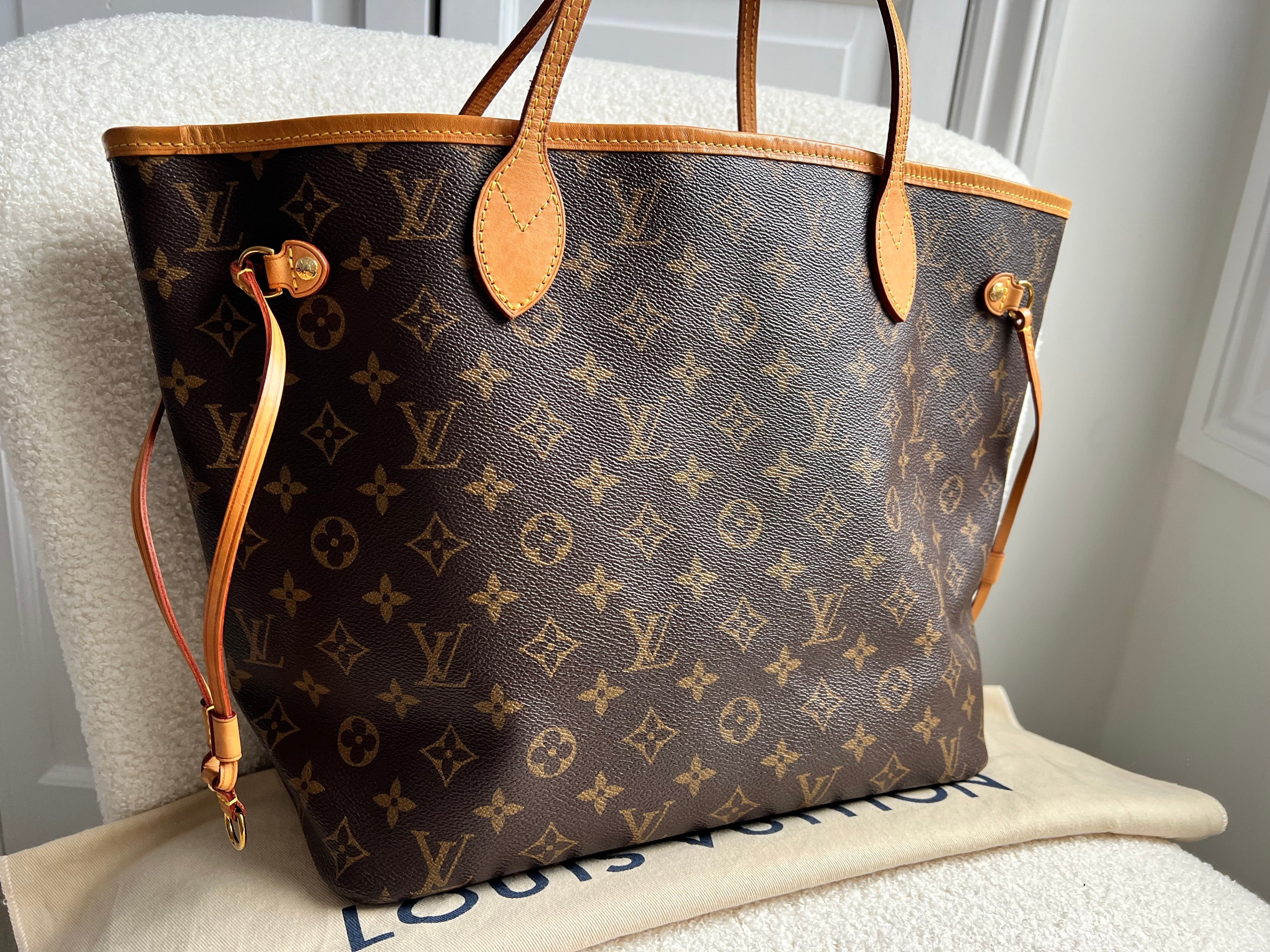 Louis Vuitton Neverfull MM Monogram Pivoine (RRP £1,410)