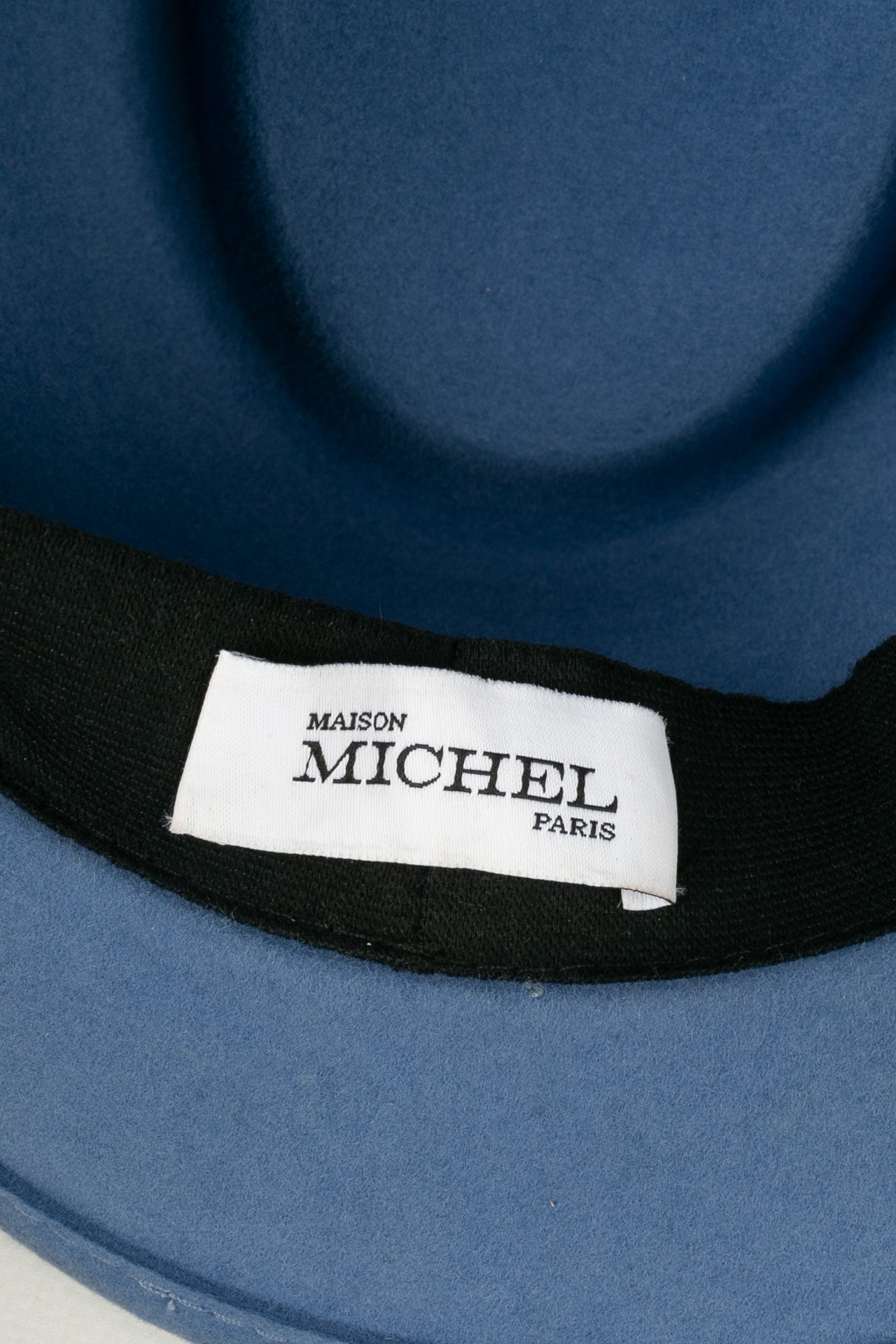 Chapeau bleu Maison Michel