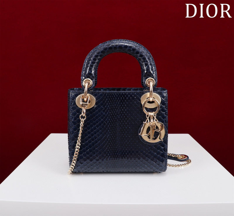 ELE - Dir Bags - 105