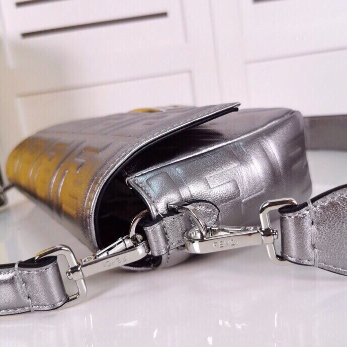 FI Baguette Chain MiGLAMI MeGLAMIum Silver Bag For Woman 26cm/10in