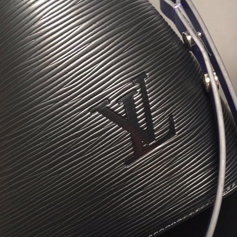 LOV2 Bags - Luxurious Bags  1968