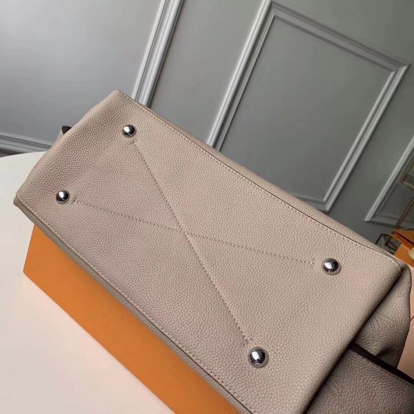 LOV2 Bags - Luxurious Bags  1267