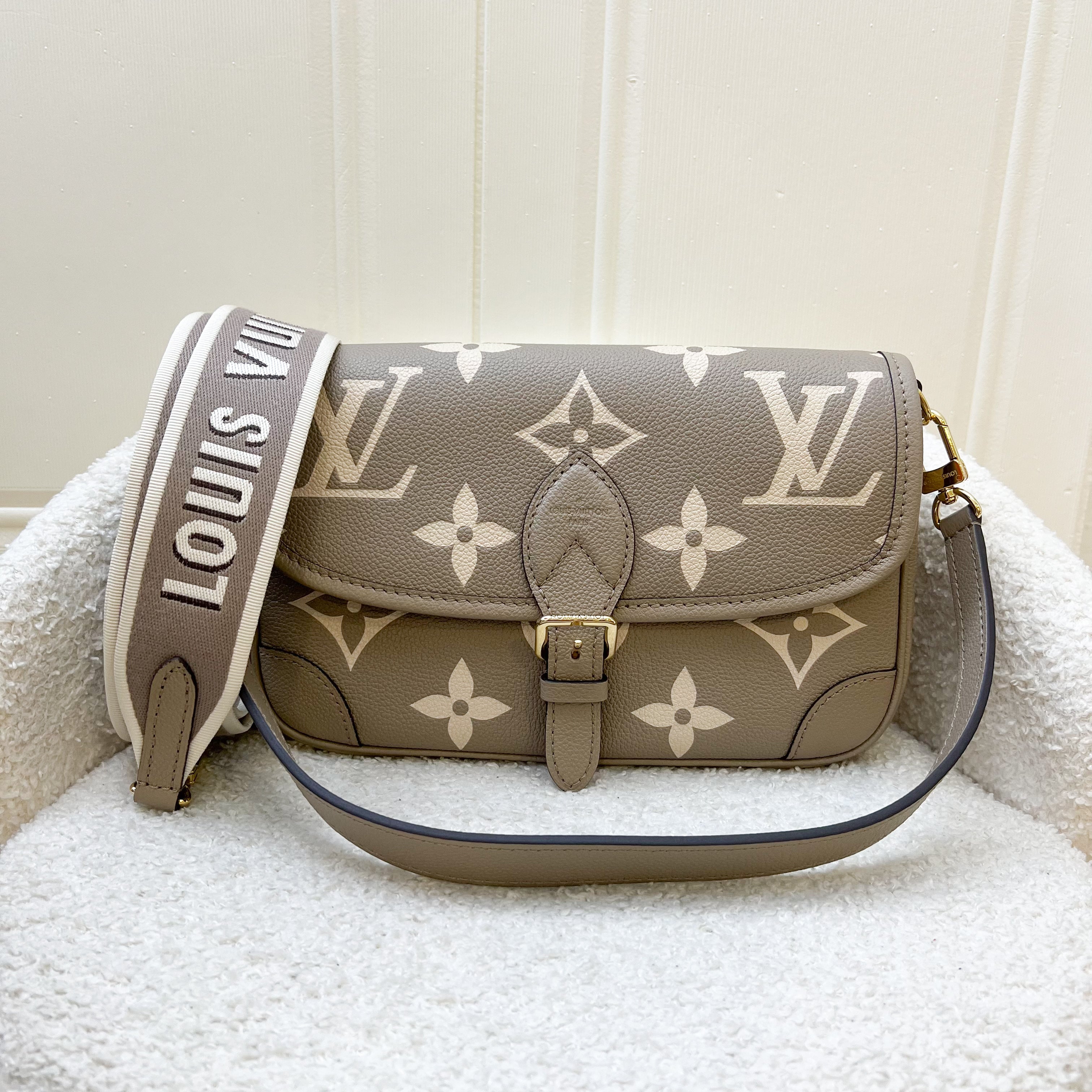 LV Diane PM in Tourterelle (Grey) / Creme Giant Monogram Empreinte Leather and GHW