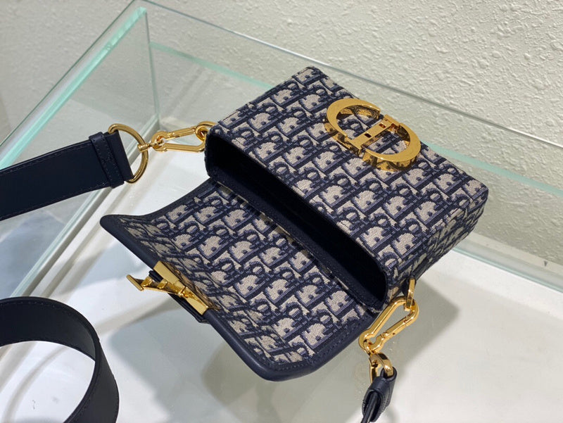 ELE - Dir Bags - 1156