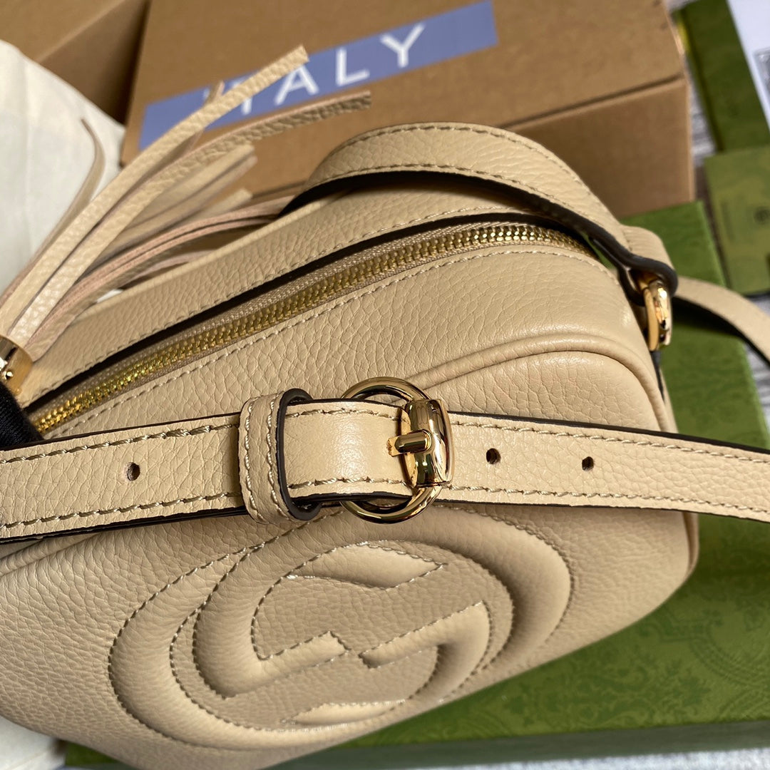 gg Soho Small Disco Bag Beige For Women, Women’s Bags, Shoulder And Crossbody Bags 8in/21cm gg 308364