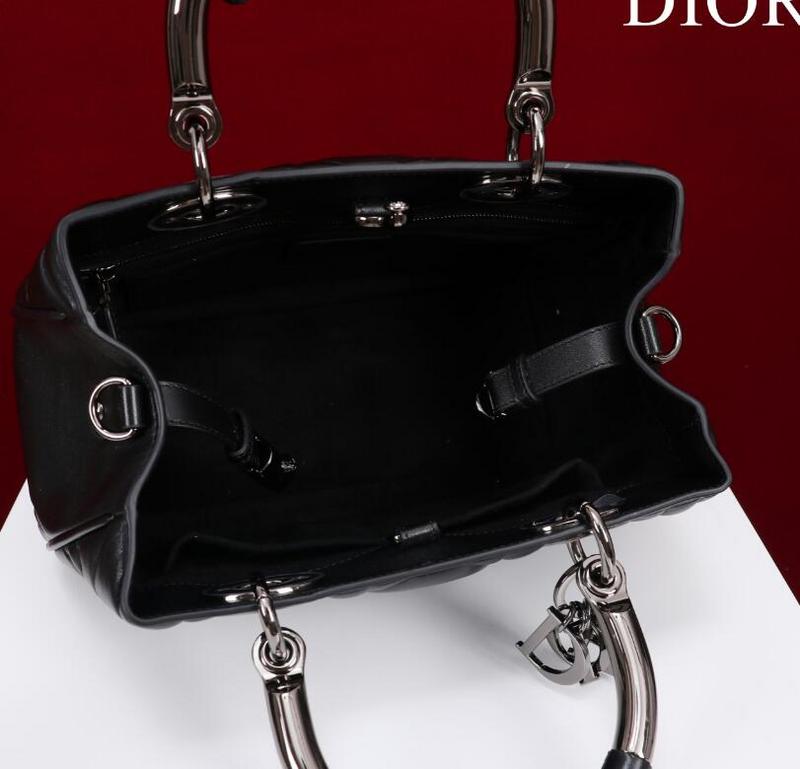 SAMCC - DOR Bags - 094