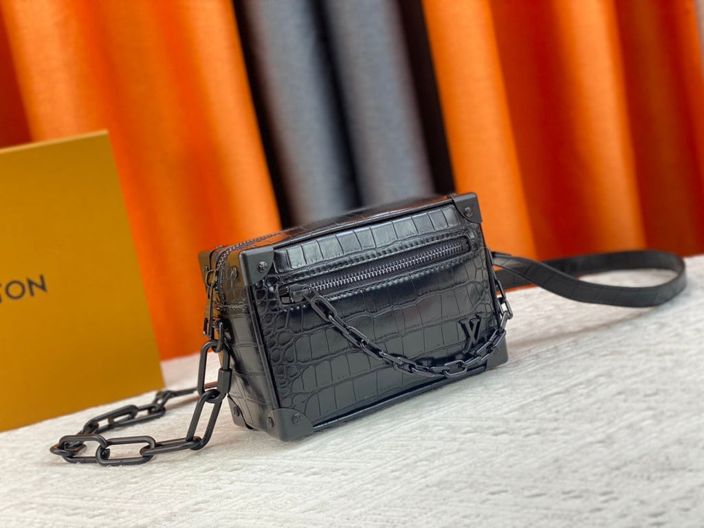 EN - Luxury Bags LUV 741