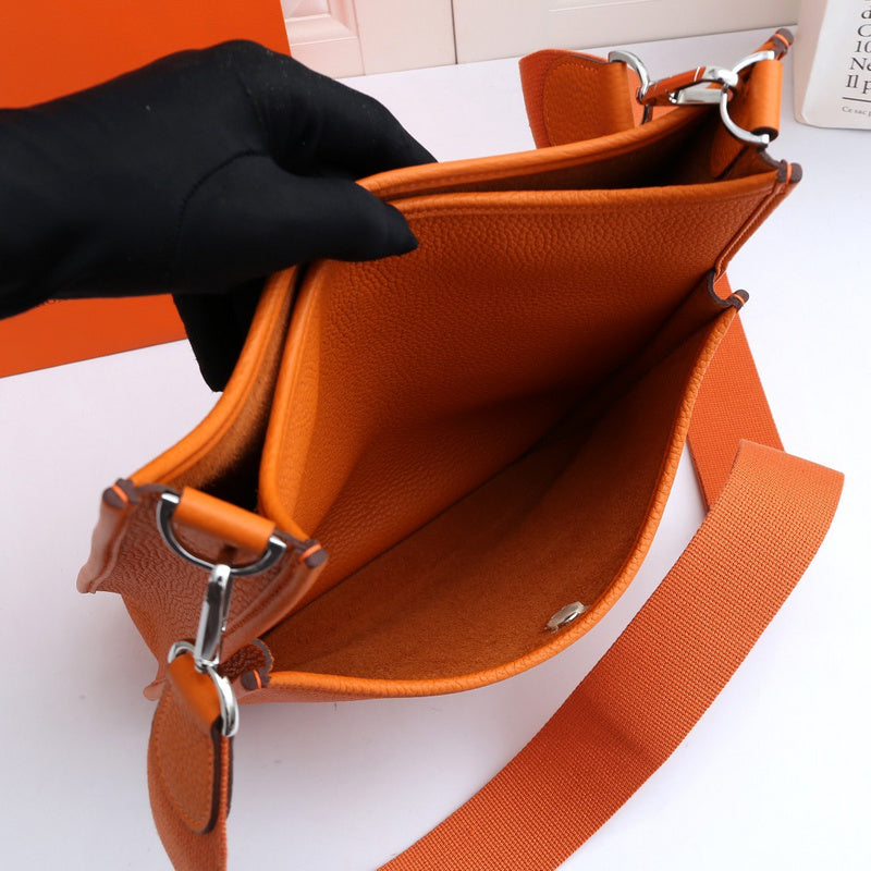 ELE - HMS Bags - 101