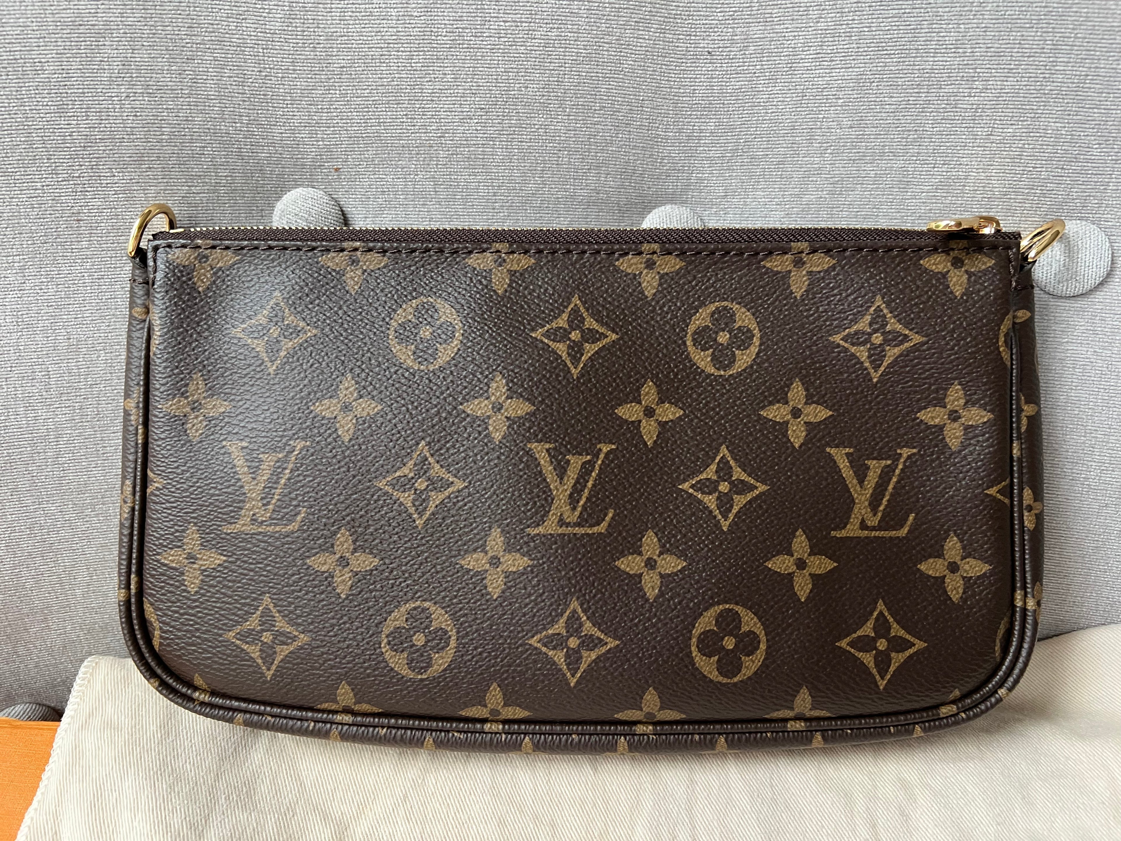 Louis Vuitton Multi Pochette Accessoires Rose Chiaro (RRP £1970)