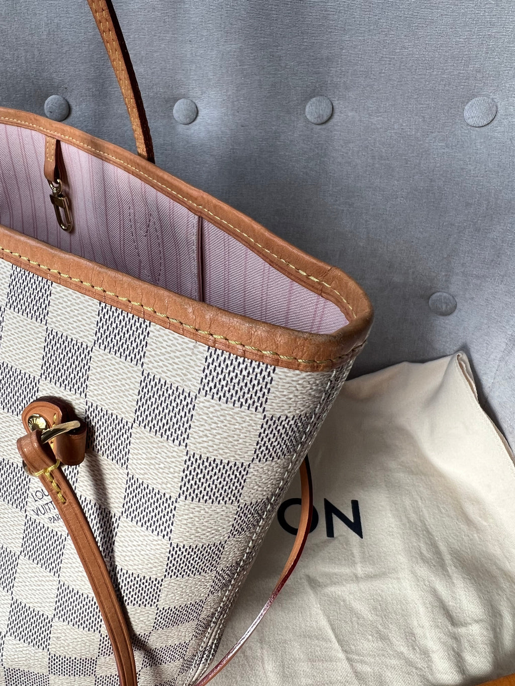 Louis Vuitton Neverfull MM  Damier Azur (RRP £1,410)