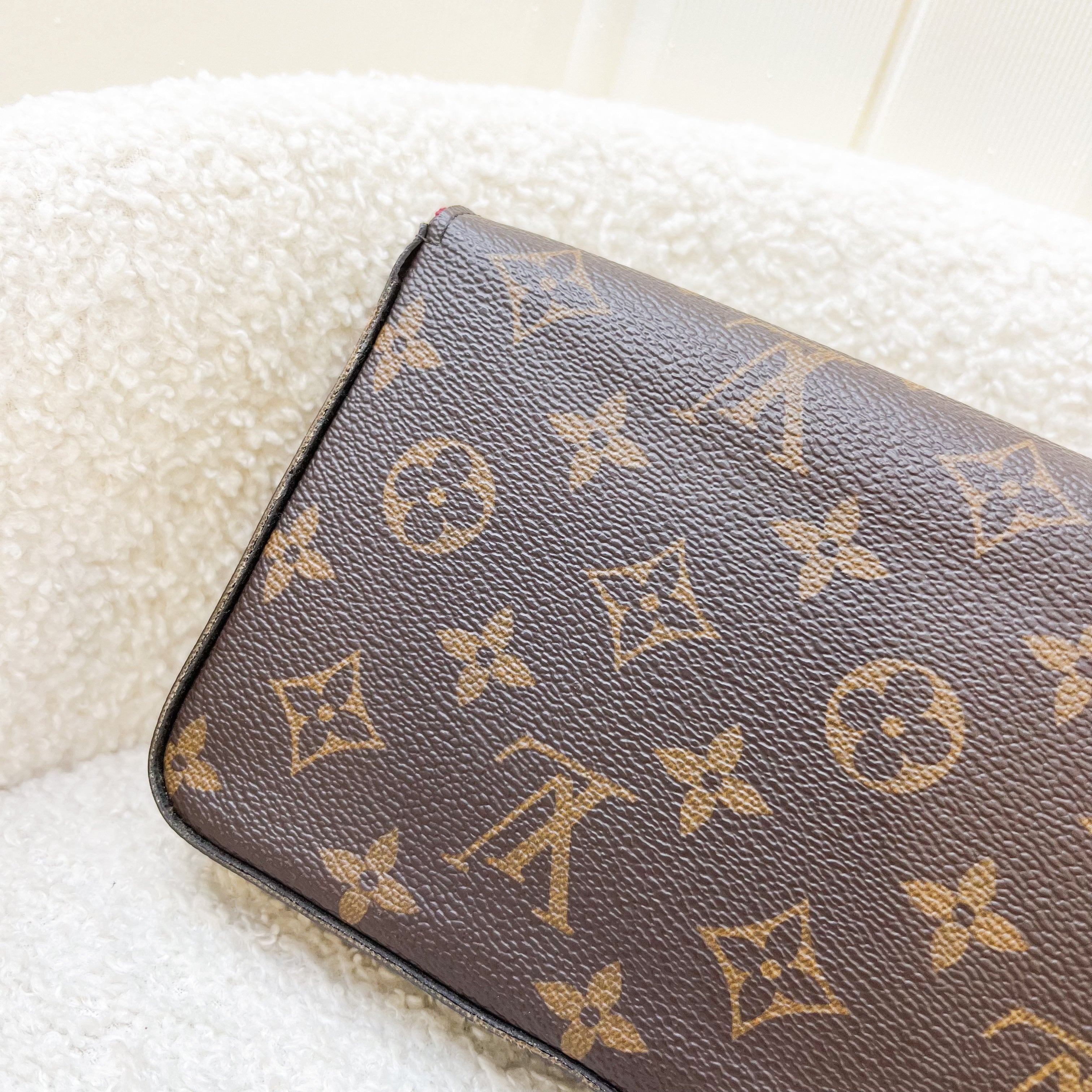 LV Felicie Pochette in Monogram Canvas and GHW