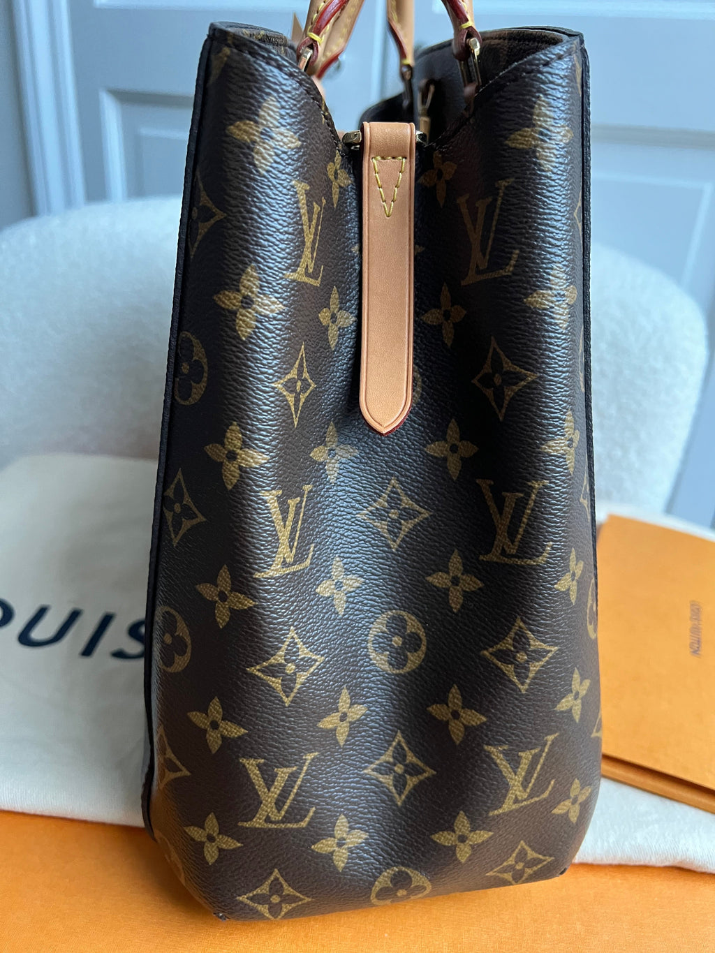Louis Vuitton Montaigne GM in Monogram Canvas (RRP £2420)