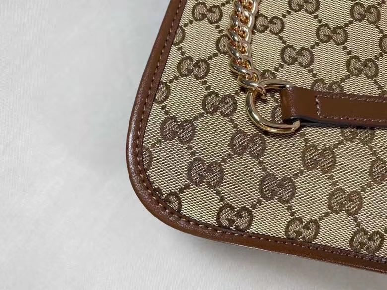 GC106  13.78x10.63x4.72 inch