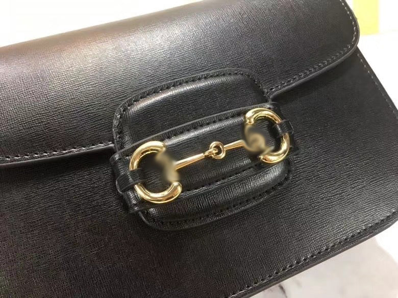 GC066   9.8x7.1x3.1