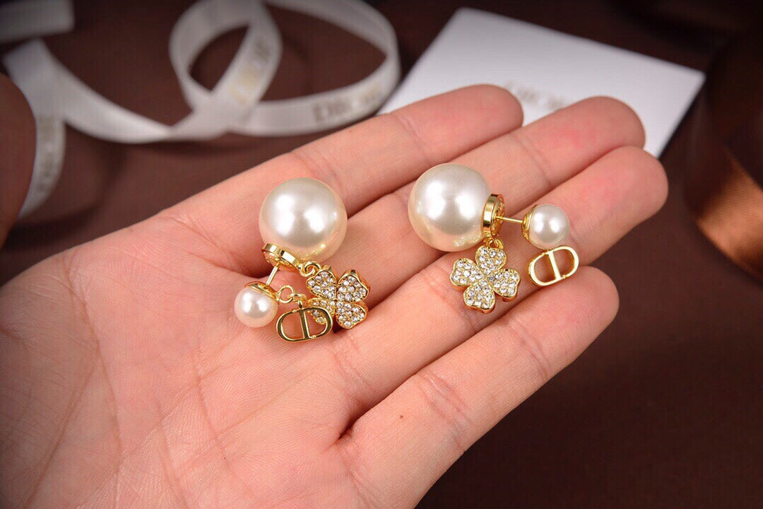EN - Lux Earring Dir 058