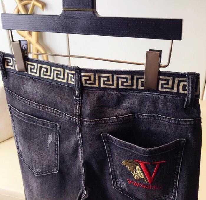 SAMC - VAR Clothes - 204